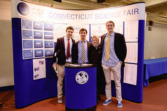 sciencefair17_us_hp_7044