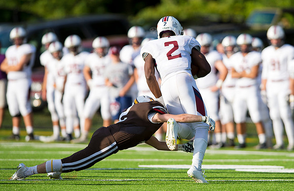 football_2015-09-26_dburns_8185