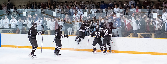 hockey_2022-03-05_nepsihasemis_dburns1_5232