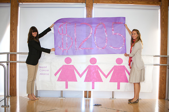 pay2wearpink_assembly_1649