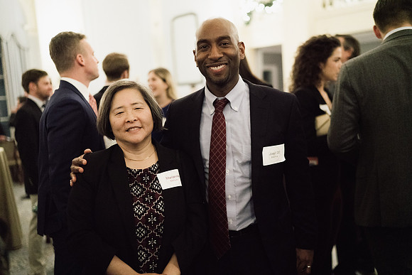 alumni_holidayparty19_jk_2979