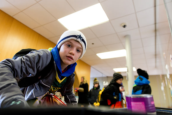 souperbowl_fooddrive_ls_mkras_0018