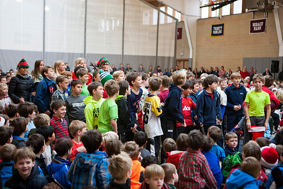 holidayassembly_all_mkras_9683