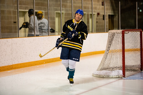 alumni_hockey20_gh_0010