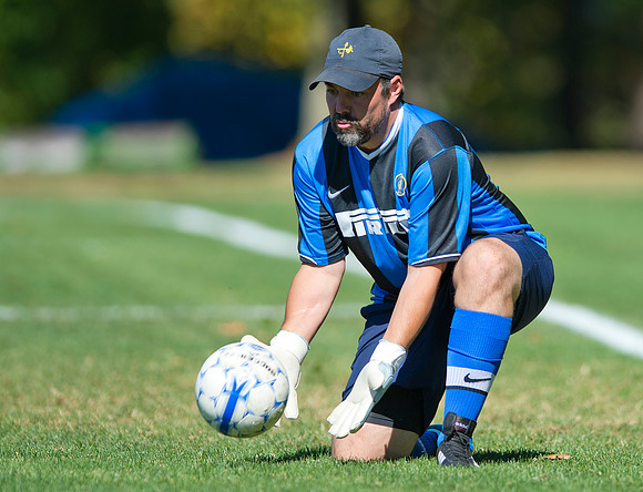 alumni_soccer14_db_9898