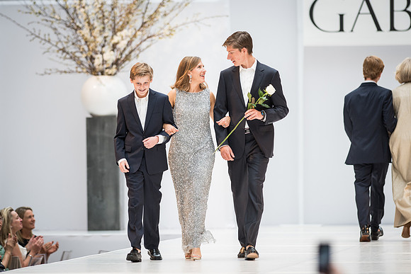 fashionshow17_runway_wkl_1400