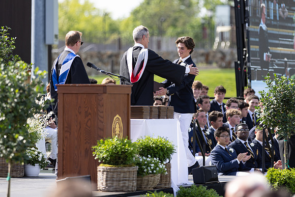 graduation22_diplomas_gh_0476