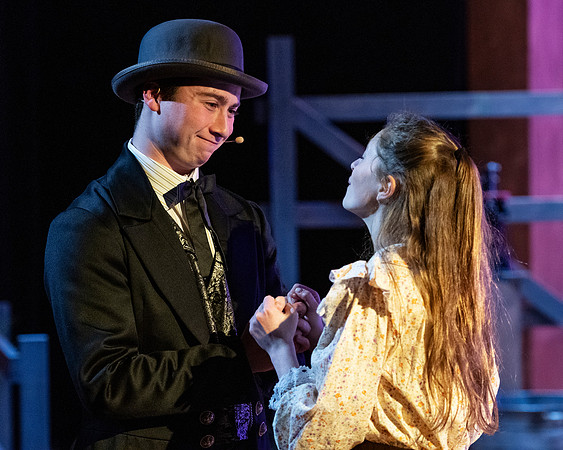 oklahoma_wintermusical_us_dburns_0353