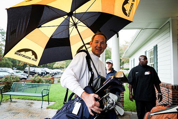 alum_golf_1684