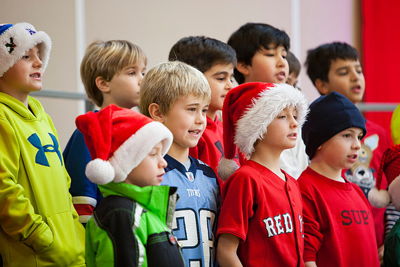 holidayassembly_all_mkras_9533