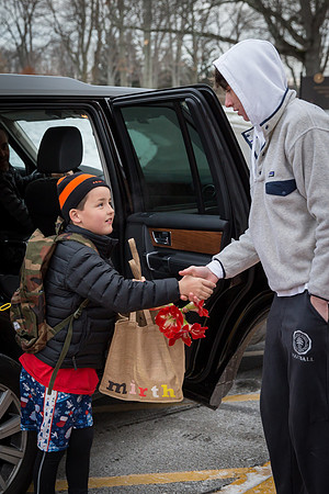 holiday_handshake17_jfess_4338