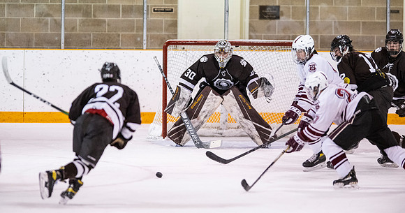 hockey_2022-01-31_dburns_6011