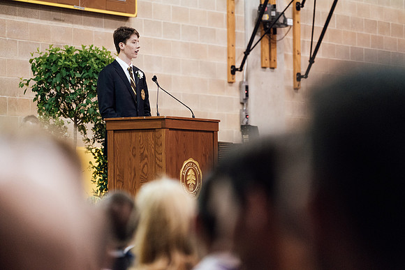 graduation18_jk_8194