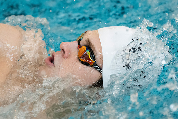 swimming_2021-01-06_dburns_0647