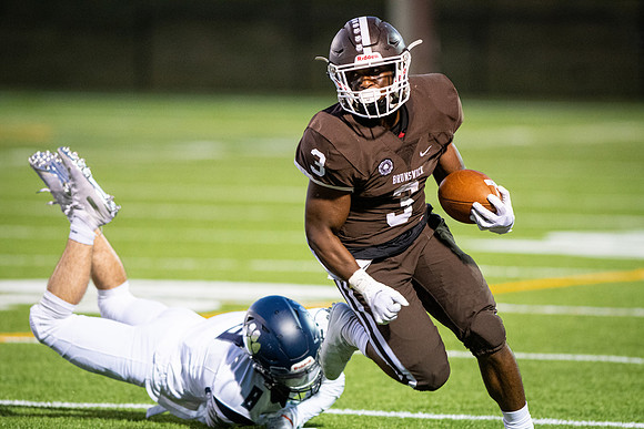 football_2019-09-27_wkl_8273