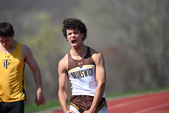 trackfield_2025-04-23_cp_2174