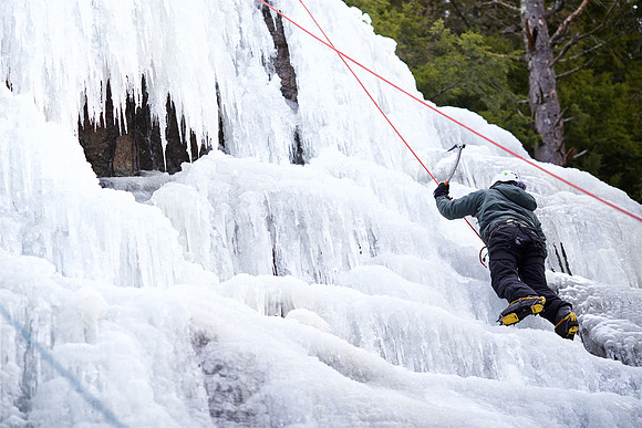 campdudley16_iceclimbing_bd_5636