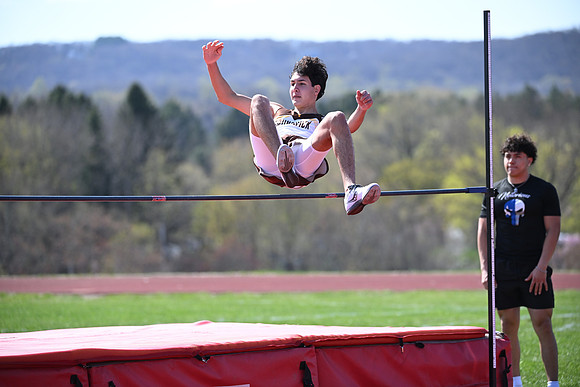 trackfield_2025-04-23_cp_2900