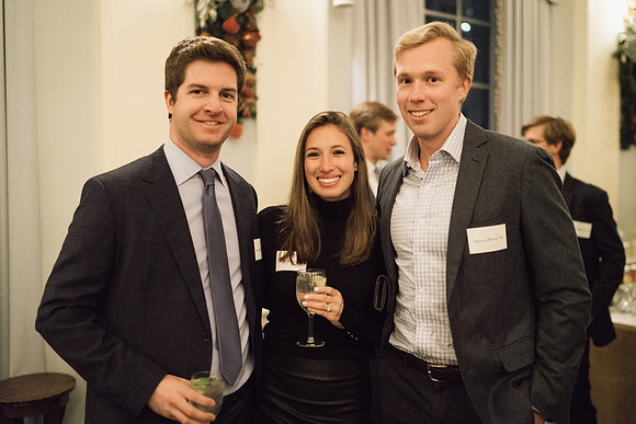 alumni_holidayparty18_jk_6971