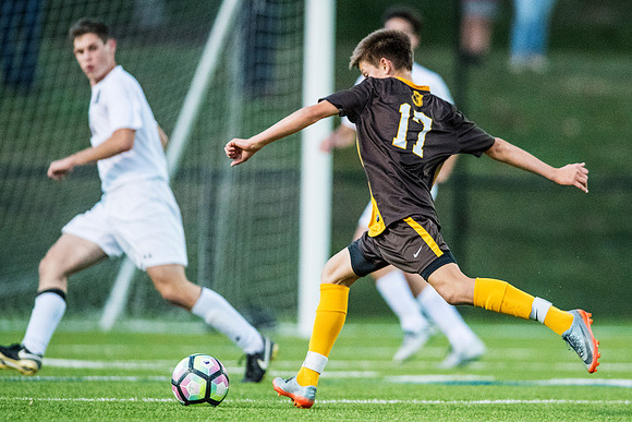 hc17_soccer_dburns_9956