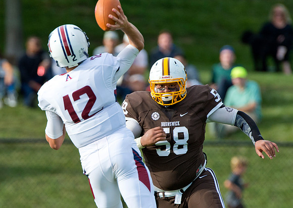 football_2015-09-26_dburns_8740