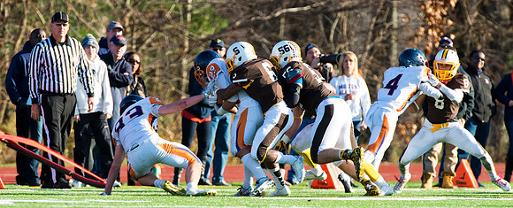 football_nepsac15_db_8206
