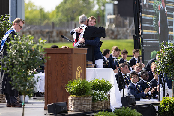 graduation22_diplomas_gh_0703