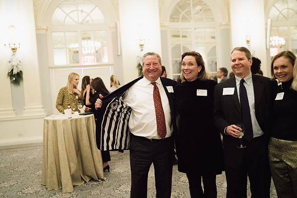alumni_holidayparty19_jk_2697