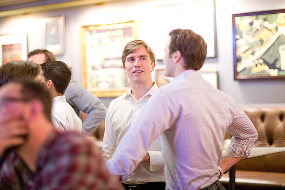 alumni_nyc_happyhr19_mkras_0055