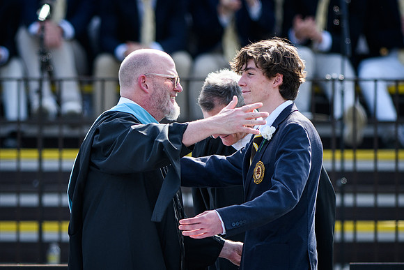 graduation22_diplomas_wkl_0919