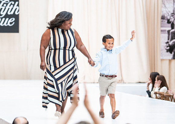fashionshow19_runway_wkl_0615