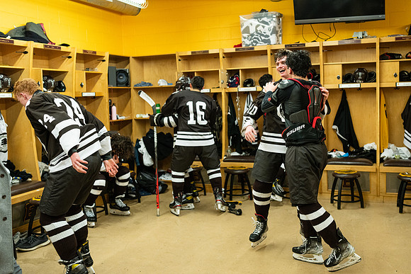 hockey_2022-03-02_nepsihaquarter_jk_5492