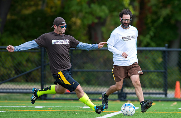 hc15_alumsoccer_dburns_3790