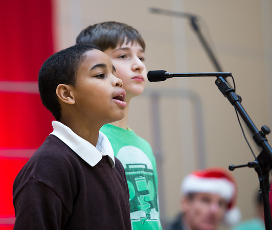 holidayassembly_all_jfess_3241
