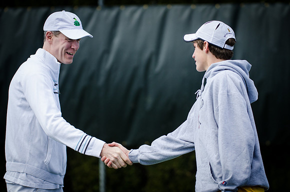 alum_varsitytennis_4210