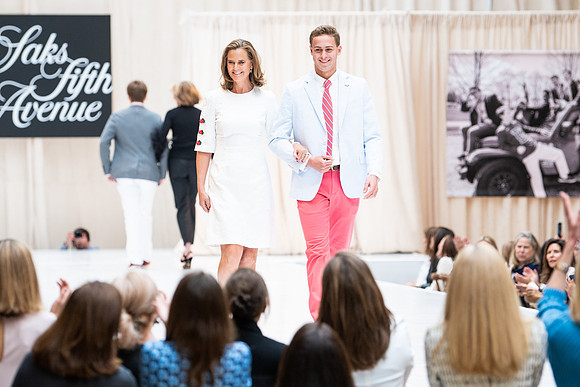 fashionshow19_runway_wkl_1068