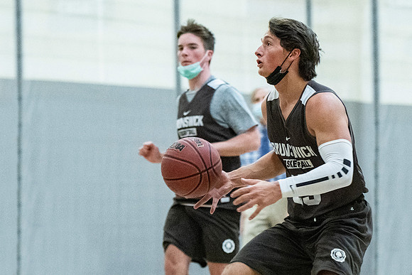 basketball_3rds_2022-01-11_dburns_2288