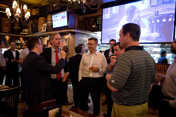 alumni_happyhour_nyc16_mkras_0017