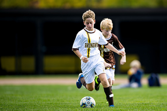 soccer_ms7b_brownwhite_2024-10-08_ah_0124