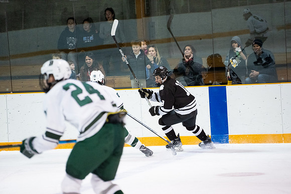 hockey_2022-03-02_nepsihaquarter_jk_4716
