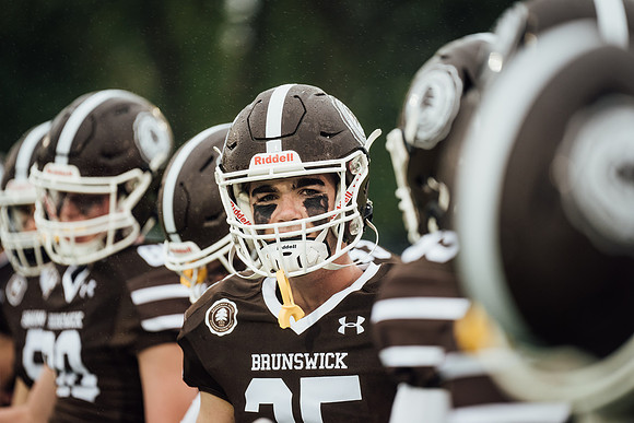 hc22_football_2022-10-01_jk_3300