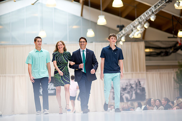 fashionshow19_runway_mk_0230