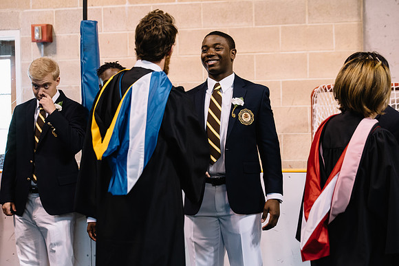 graduation16_hp_9639