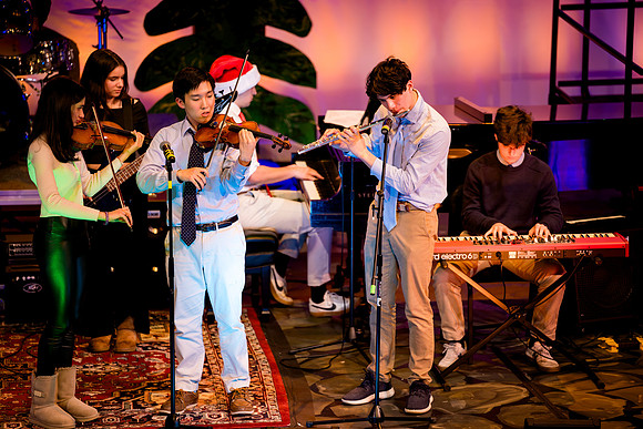 holidayconcert24_us_ah_0457