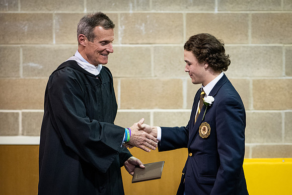 graduation19_wkl1_9752