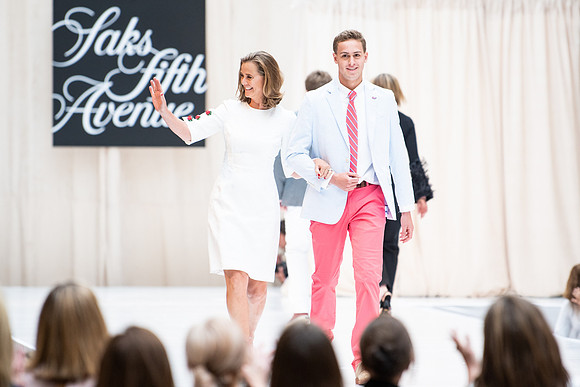 fashionshow19_runway_wkl_1063