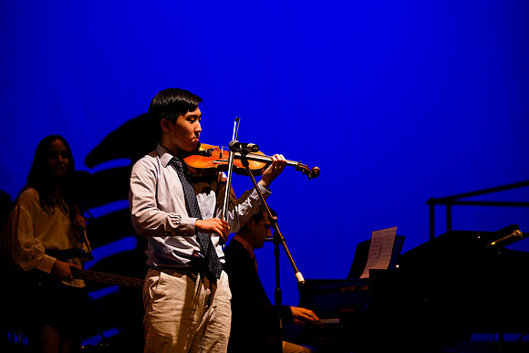 holidayconcert24_us_ah_0071