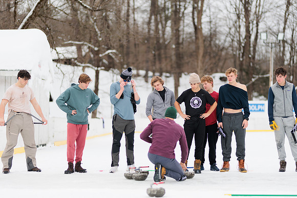 randolphvt2122_trip07_curling_bdf_0566