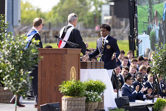 graduation22_diplomas_gh_0548