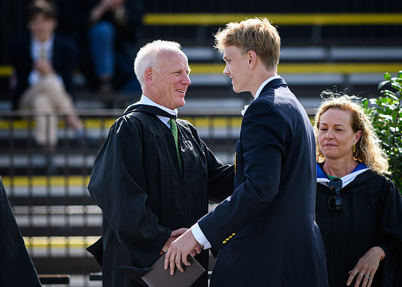graduation22_diplomas_wkl_0360